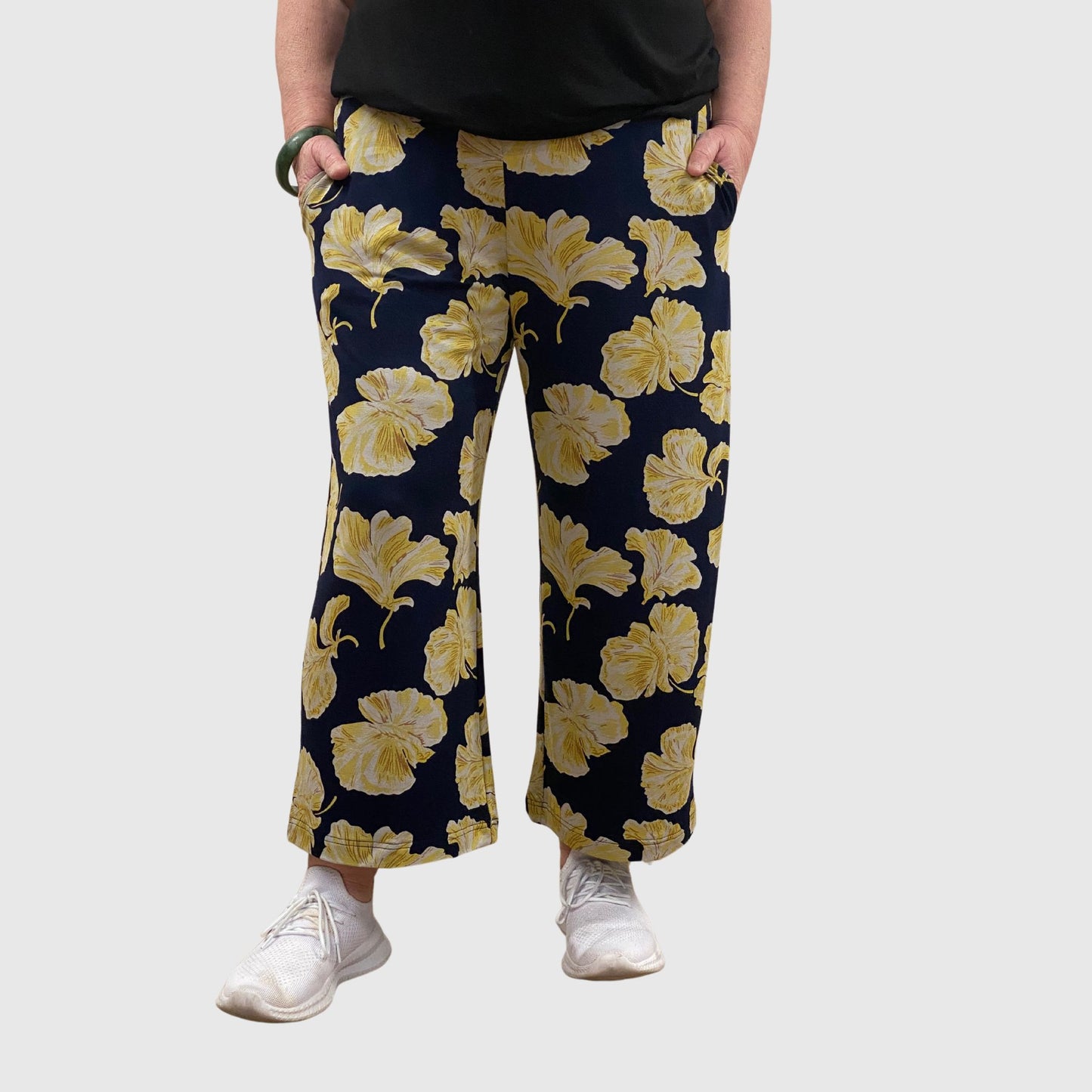 Pocket pant flower