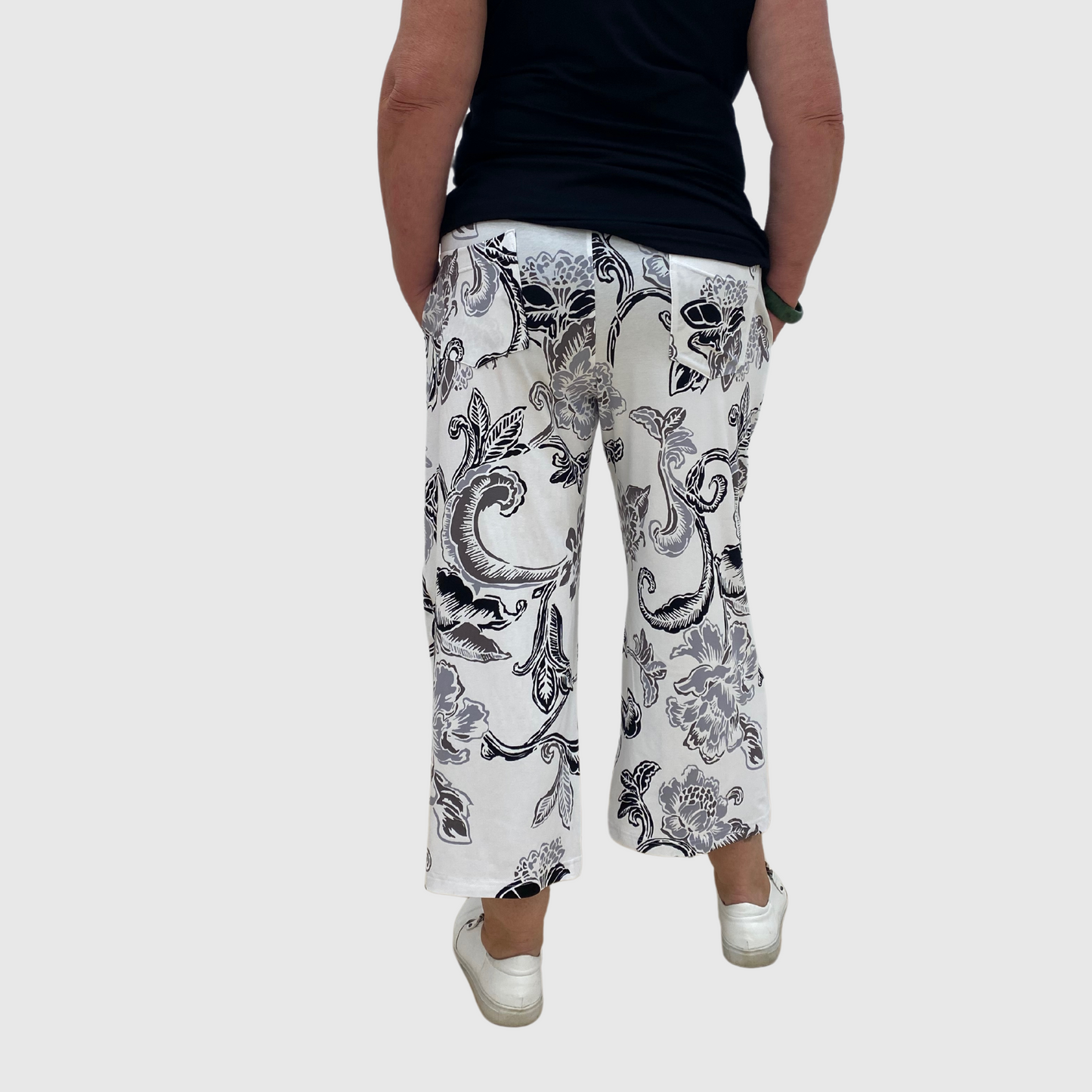 Pocket pant print