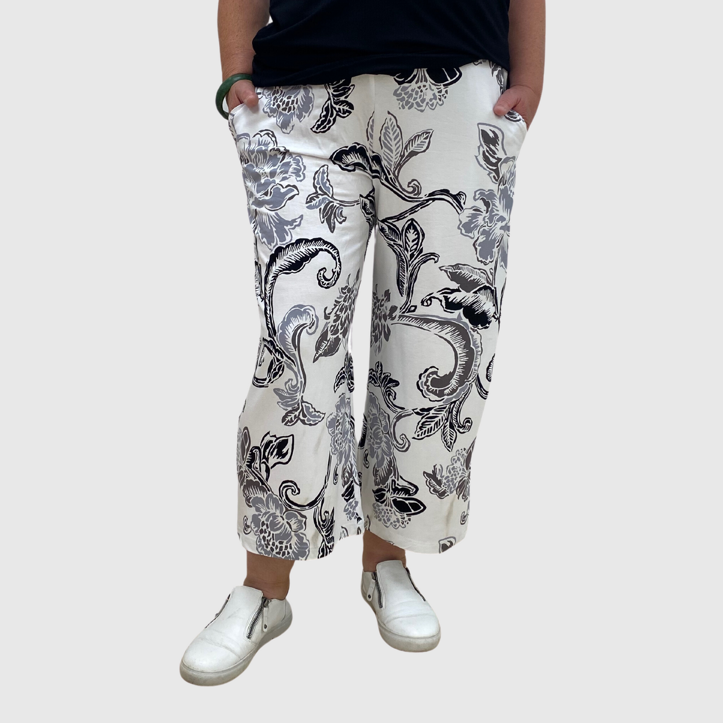 Pocket pant print